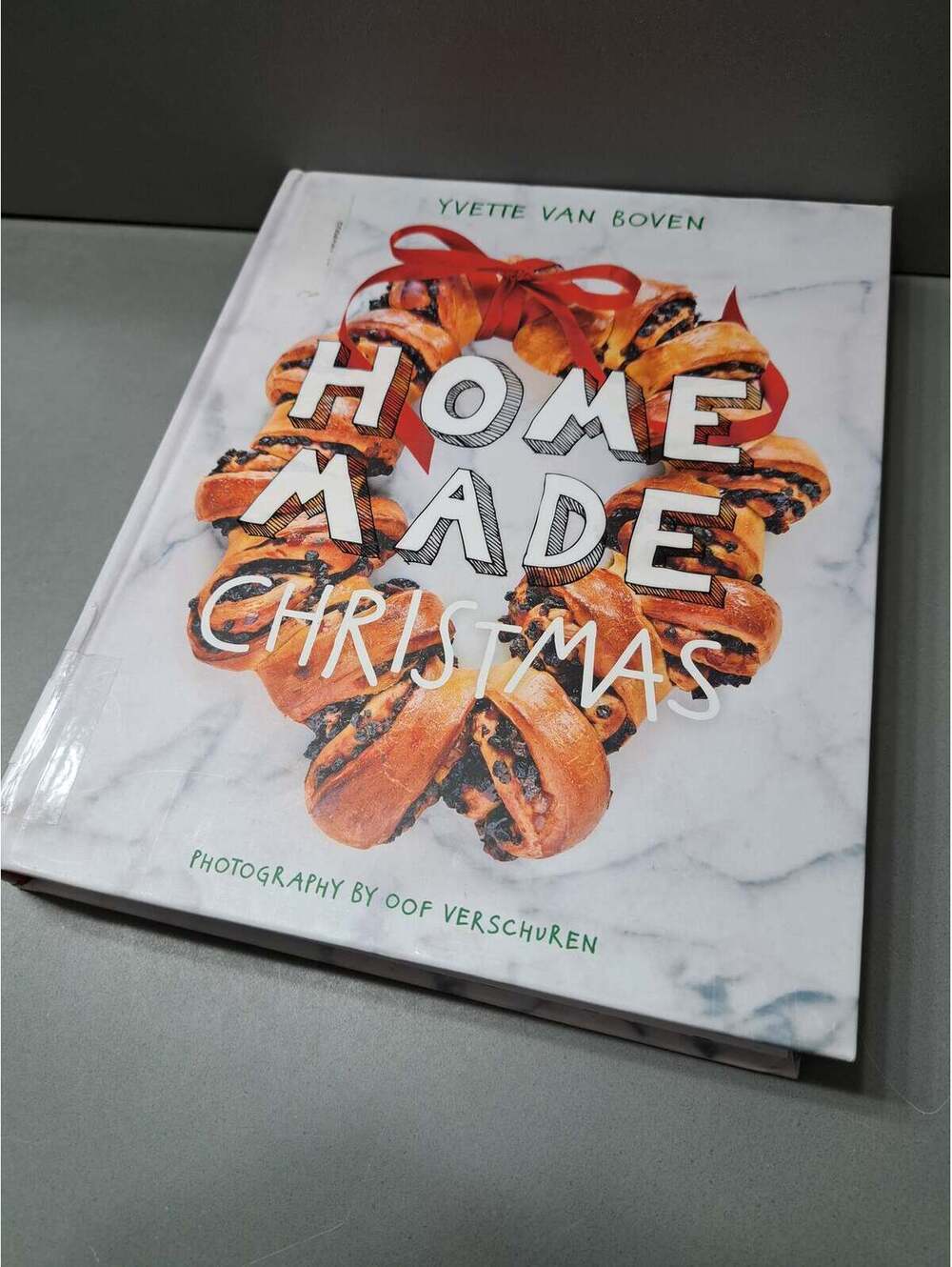 Home Made Christmas by Yvette Van Boven